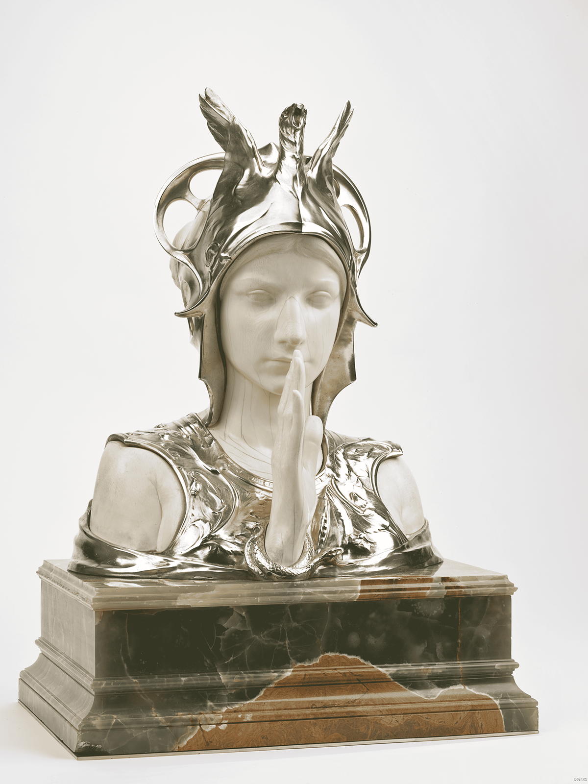 Ouverture des nouvelles salles dédiées aux Arts décoratifs du XIXe siècle, à l’Art nouveau et à l’Art déco belges au Musée Art & Histoire au Cinquantenaire à Bruxelles